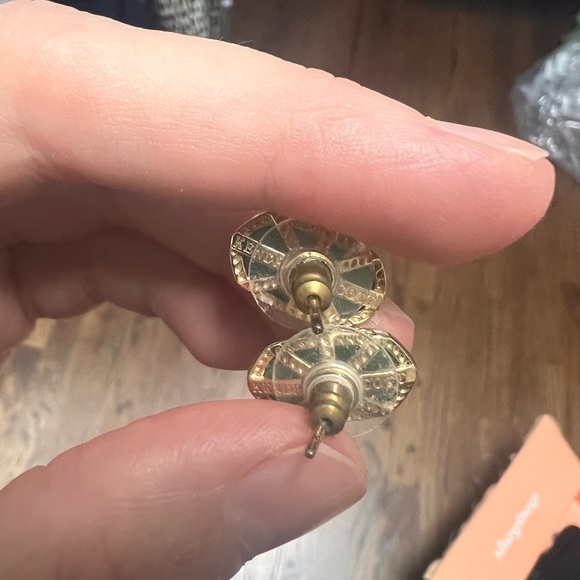 Kendra Scott studs - Picture 2 of 3